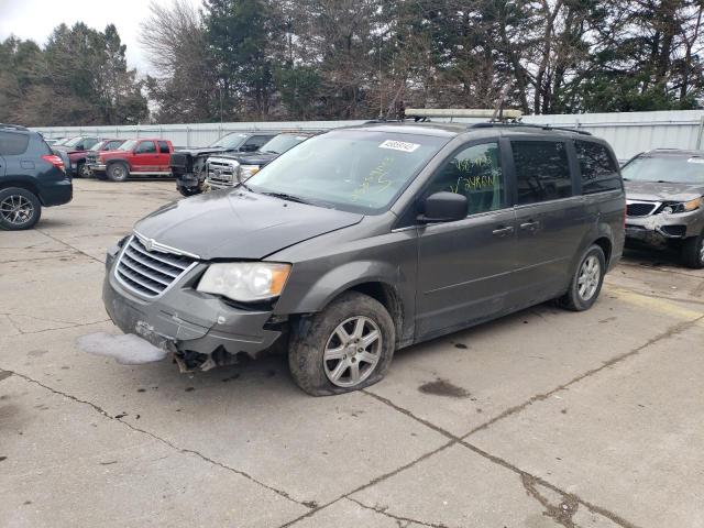 2A4RR2D10AR435145 - 2010 CHRYSLER TOWN & COU LX GRAY photo 1