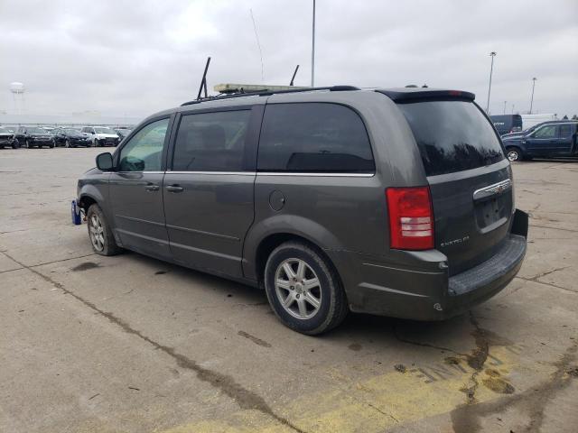 2A4RR2D10AR435145 - 2010 CHRYSLER TOWN & COU LX GRAY photo 2