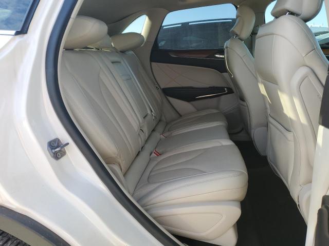 5LMCJ2C96KUL15535 - 2019 LINCOLN MKC SELECT Սպիտակ լուսանկար 11