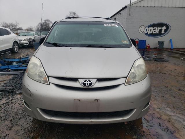 5TDZK23C98S104742 - 2008 TOYOTA SIENNA CE SILVER photo 5