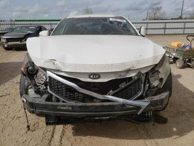 5XXGM4A77FG398630 - 2015 KIA OPTIMA LX WHITE photo 5