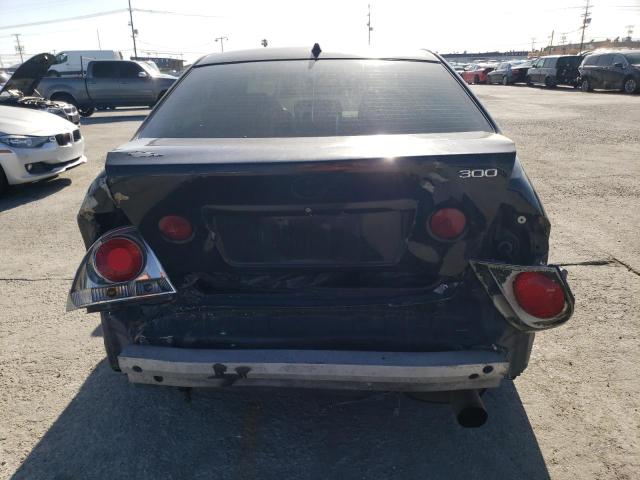 JTHBD192820062920 - 2002 LEXUS IS 300 BLACK photo 6