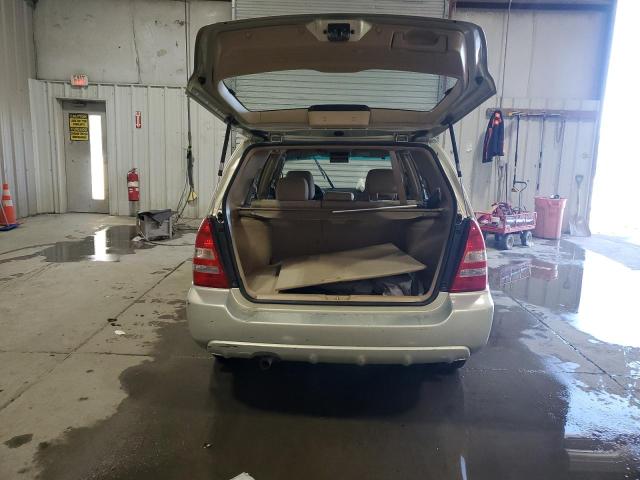 JF1SG65605H743177 - 2005 SUBARU FORESTER 2.5XS Crème photo 6