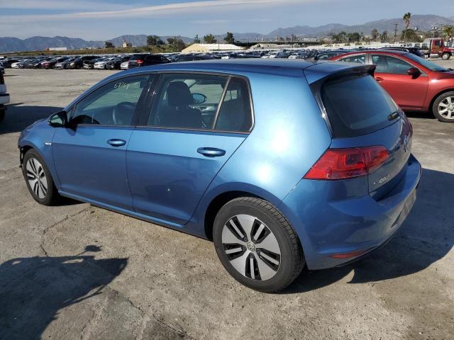 WVWKP7AU5GW903993 - 2016 VOLKSWAGEN E-GOLF SE BLUE photo 2