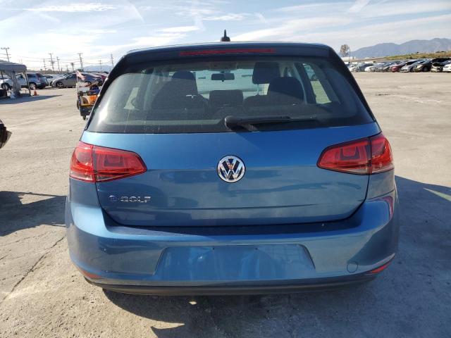 WVWKP7AU5GW903993 - 2016 VOLKSWAGEN E-GOLF SE BLUE photo 6