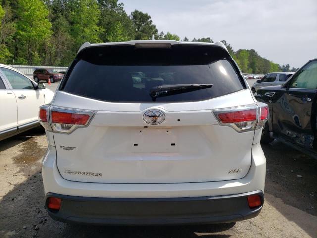 5TDKKRFH6FS088935 - 2015 TOYOTA HIGHLANDER XLE WHITE photo 6