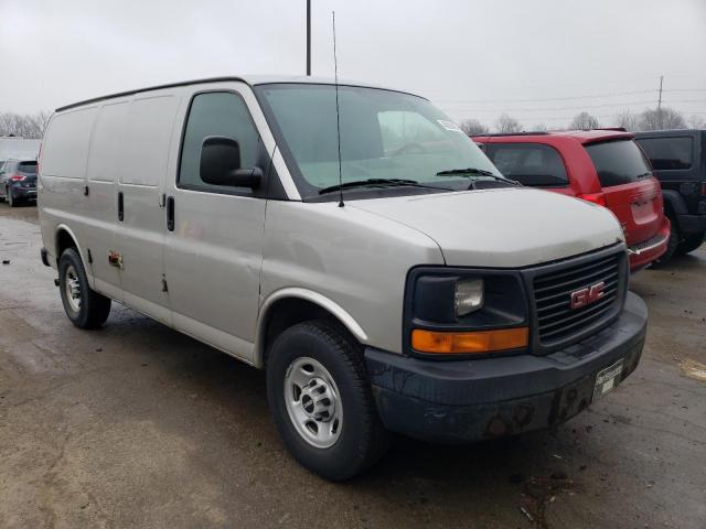 1GTHG35K681123785 - 2008 GMC SAVANA G3500 BEIGE photo 4