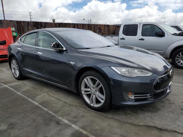 5YJSA1H13EFP63146 - 2014 TESLA MODEL S ნაცრისფერი ფოტო 4