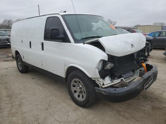 1GCSGAFX6D1103938 - 2013 CHEVROLET EXPRESS G1 WHITE photo 4