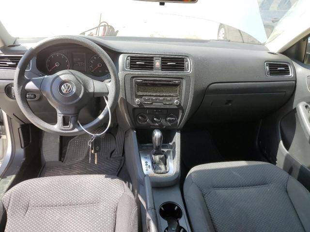 3VW2K7AJ6DM217118 - 2013 VOLKSWAGEN JETTA BASE Արծաթագույն լուսանկար 8