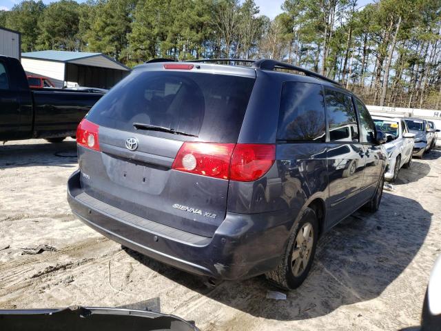 5TDZK22C08S195191 - 2008 TOYOTA SIENNA XLE GRAY photo 3