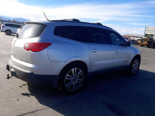 1GNER23D69S157711 - 2009 CHEVROLET TRAVERSE LT SILVER photo 3