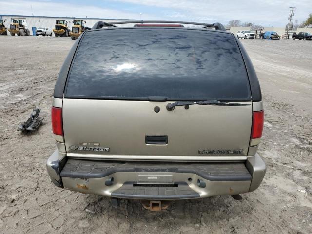 1GNDT13W2Y2168664 - 2000 CHEVROLET BLAZER TAN photo 6