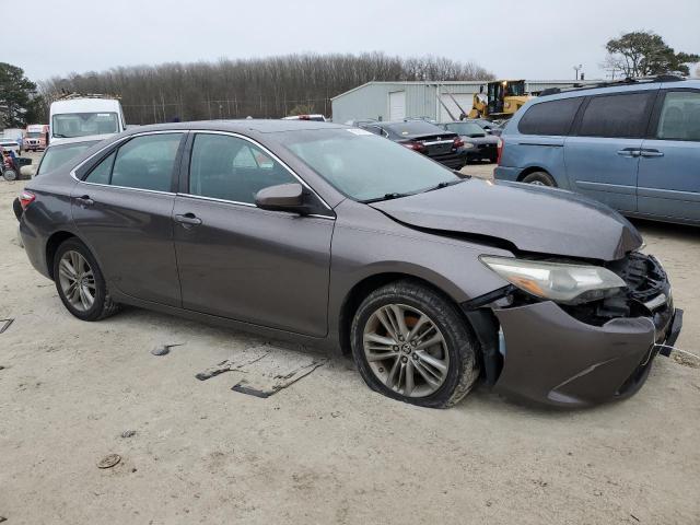 4T1BF1FK0FU050495 - 2015 TOYOTA CAMRY LE GRAY photo 4