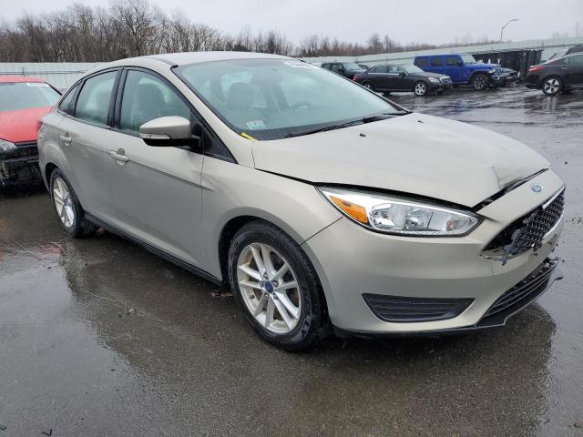 1FADP3F26FL292256 - 2015 FORD FOCUS SE BEIGE photo 4