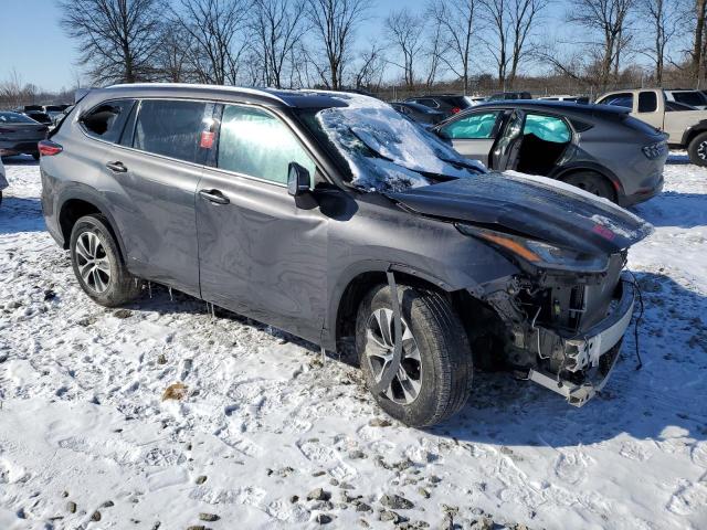 5TDGZRAH6MS052300 - 2021 TOYOTA HIGHLANDER XLE 灰色 照片 4