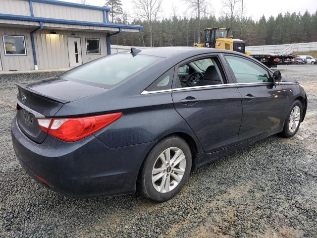 5NPEB4AC9DH671840 - 2013 HYUNDAI SONATA GLS BLUE photo 3