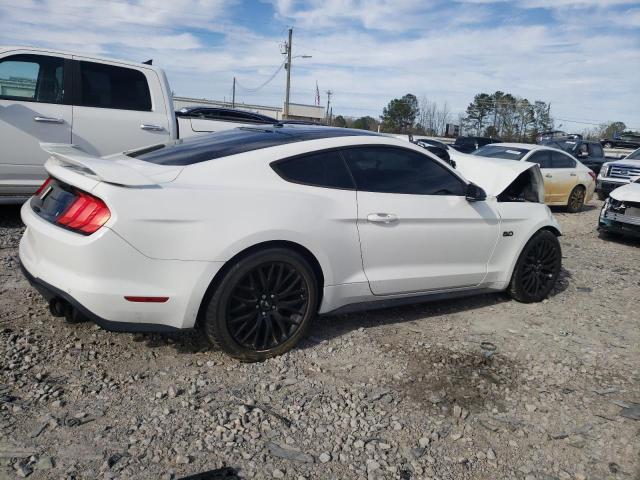 1FA6P8CF3K5102747 - 2019 FORD MUSTANG GT WHITE photo 3