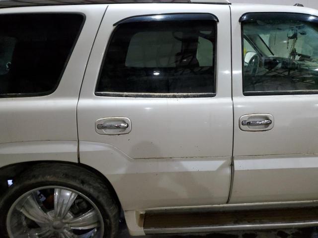 1GYEK63N14R163813 - 2004 CADILLAC ESCALADE LUXURY თეთრი ფოტო 11