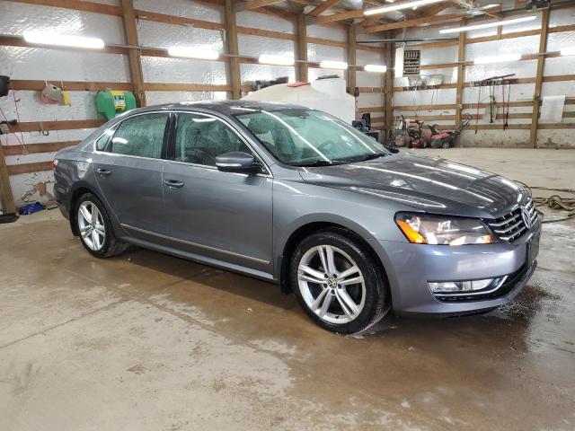 1VWCS7A37EC114461 - 2014 VOLKSWAGEN PASSAT SEL GRAY photo 4