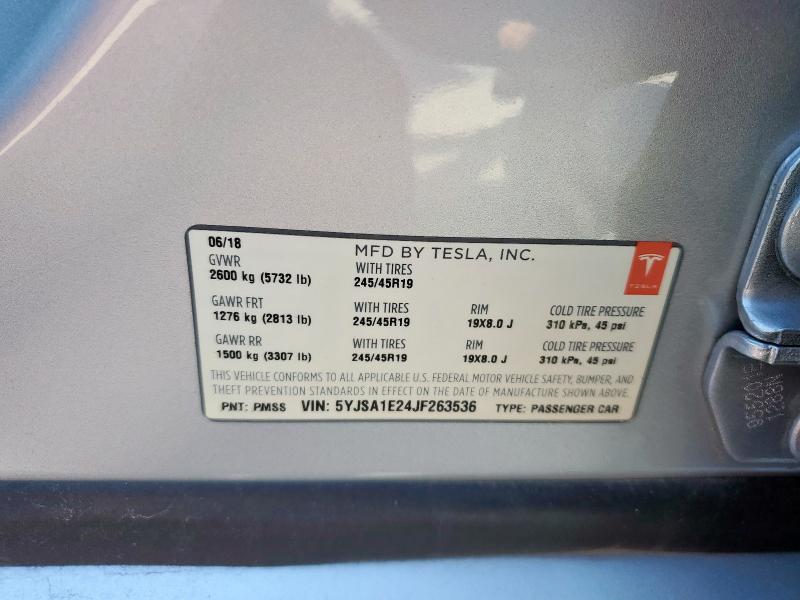 5YJSA1E24JF263536 - 2018 TESLA MODEL S SILVER photo 12