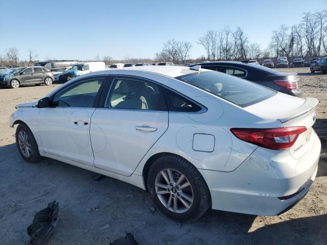 5NPE24AF5FH082202 - 2015 HYUNDAI SONATA SE WHITE photo 2