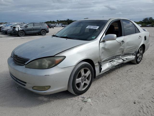 2002 TOYOTA CAMRY LE, 