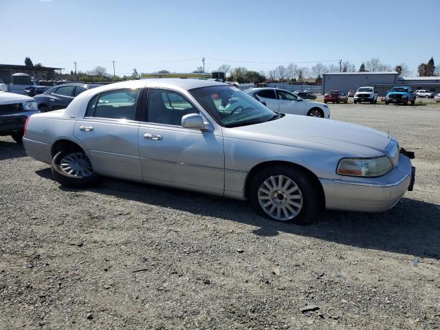 1LNHM81W14Y687808 - 2004 LINCOLN TOWN CAR EXECUTIVE SILVER photo 4