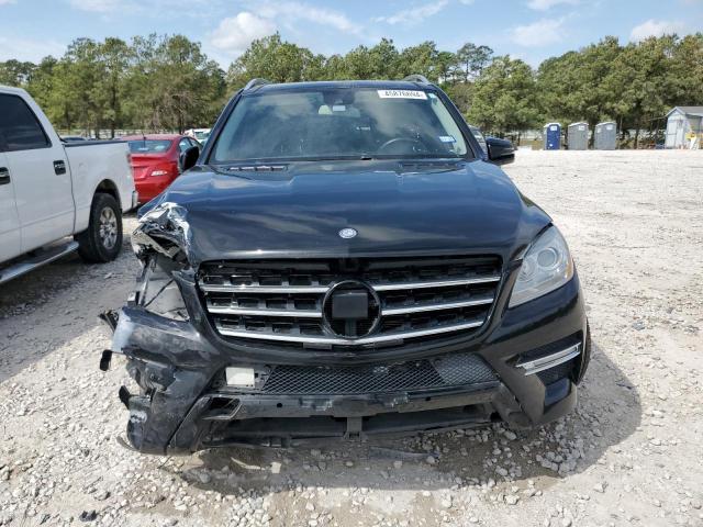 4JGDA7DB0CA052791 - 2012 MERCEDES-BENZ ML 550 4MATIC BLACK photo 5