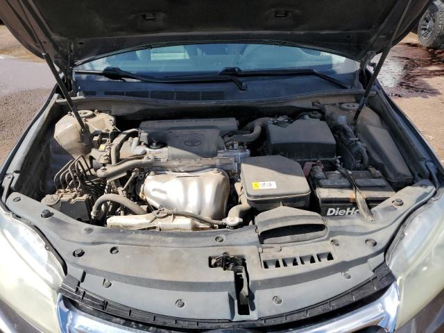 4T1BF1FK3HU674908 - 2017 TOYOTA CAMRY LE GRAY photo 11