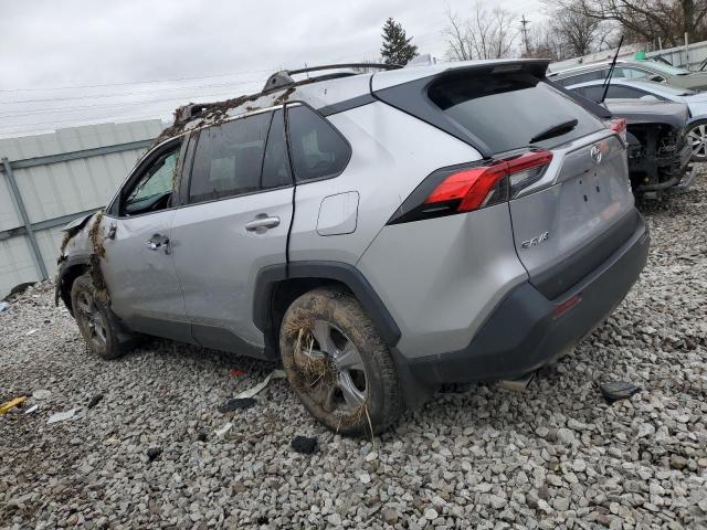 2T3P1RFV7NC264761 - 2022 TOYOTA RAV4 XLE SILVER photo 2