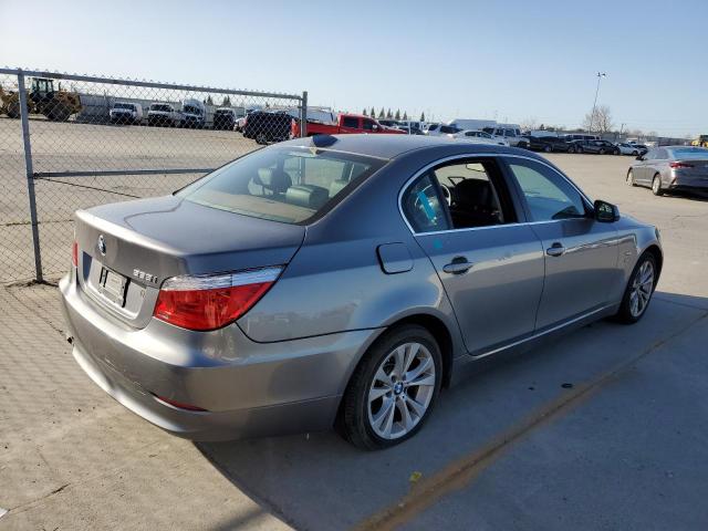 WBANV9C59AC390063 - 2010 BMW 535 XI GRAY photo 3