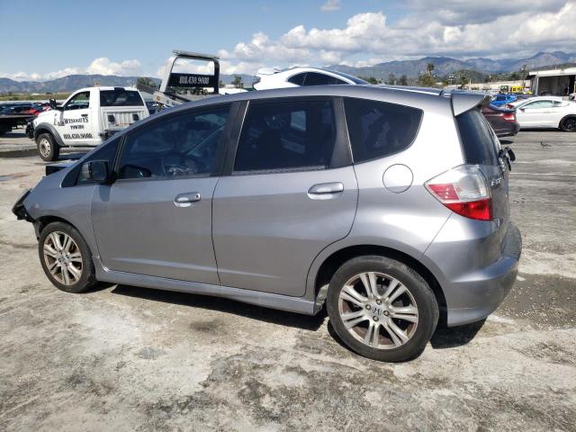 JHMGE8H4XAS004034 - 2010 HONDA FIT SPORT SILVER photo 2