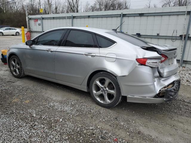 3FA6P0H77FR135823 - 2015 FORD FUSION SE SILVER photo 2