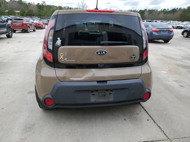 KNDJN2A24G7267953 - 2016 KIA SOUL BROWN photo 6