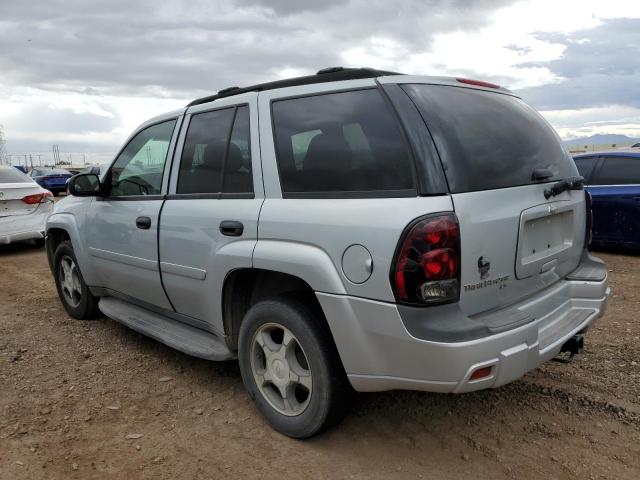 1GNDS13S472158264 - 2007 CHEVROLET TRAILBLAZE LS SILVER photo 2