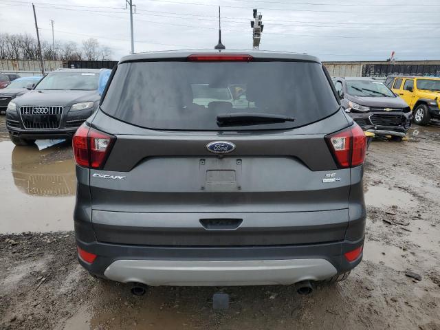 1FMCU9GD8KUB53764 - 2019 FORD ESCAPE SE GRAY photo 6