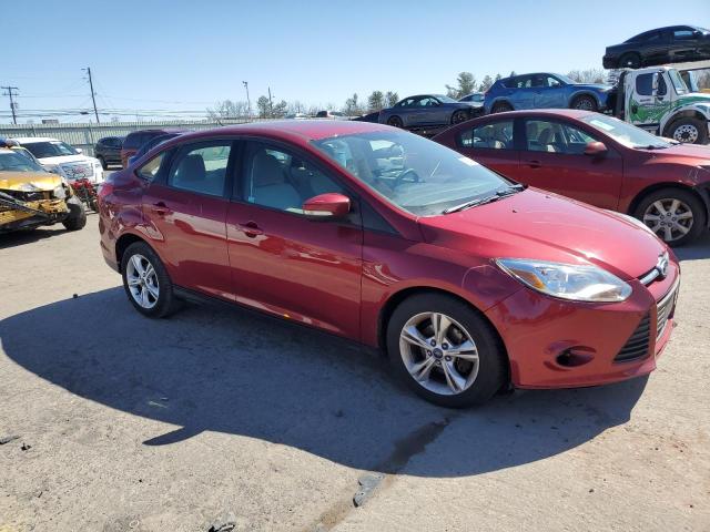 1FADP3F28DL305246 - 2013 FORD FOCUS SE RED photo 4