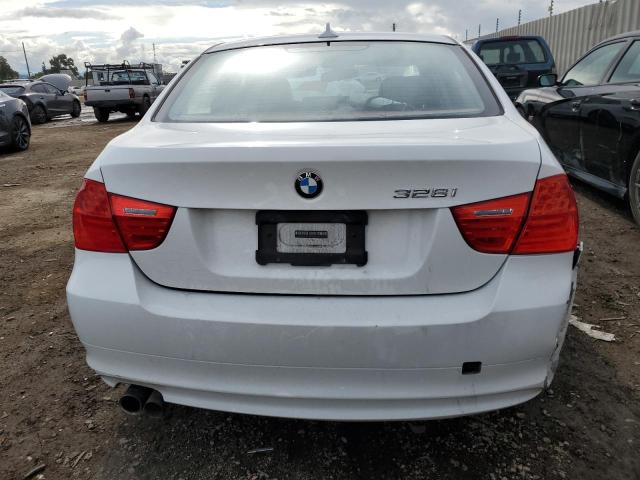 WBAPH5G59BNN59538 - 2011 BMW 328 I SULEV WHITE photo 6