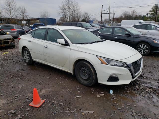 1N4BL4BV6LC165916 - 2020 NISSAN ALTIMA S WHITE photo 4