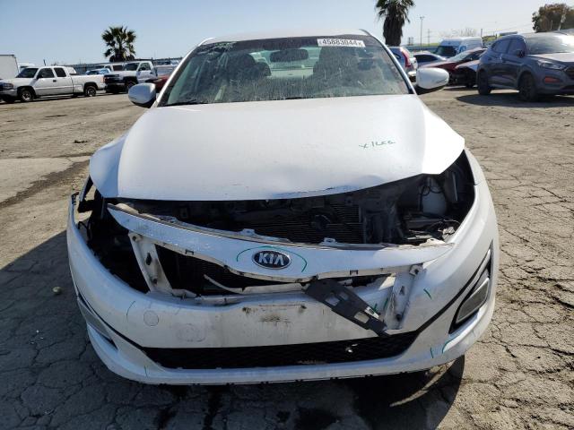 KNAGM4A72F5531781 - 2015 KIA OPTIMA LX WHITE photo 5