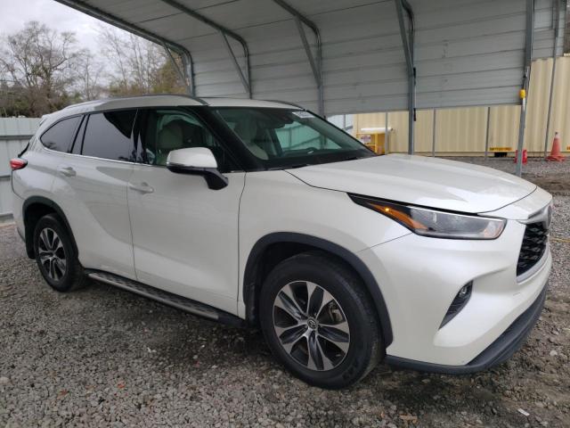 5TDGZRAH3MS068325 - 2021 TOYOTA HIGHLANDER XLE 白色 照片 4