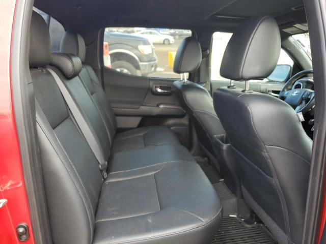 3TMCZ5AN7JM126509 - 2018 TOYOTA TACOMA DOUBLE CAB RED photo 10