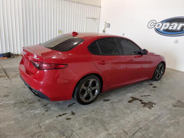 ZARFAEBN3J7566679 - 2018 ALFA ROMEO GIULIA RED photo 3