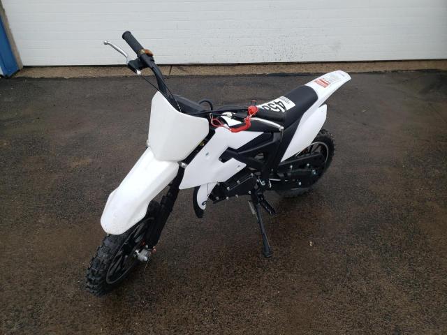 SZHDAAN31MA033879 - 2021 SYX MOTO WHITE photo 2