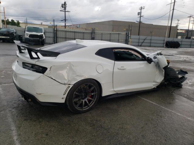 1G1FJ1R61J0161410 - 2018 CHEVROLET CAMARO ZL1 WHITE photo 3