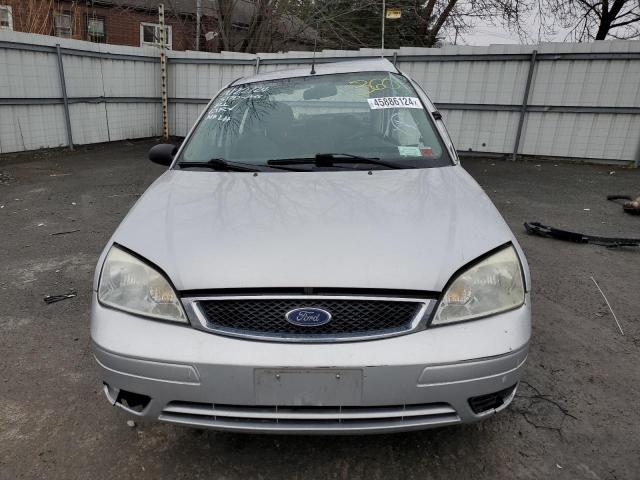 1FAFP34N37W344383 - 2007 FORD FOCUS ZX4 SILVER photo 5