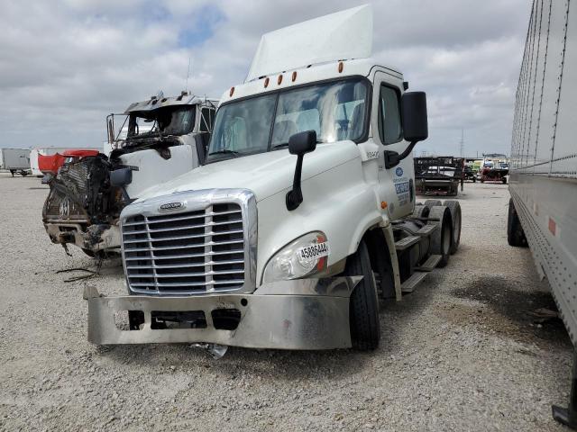 3AKJGEDV0KDKH1304 - 2019 FREIGHTLINER CASCADIA 1 WHITE photo 2