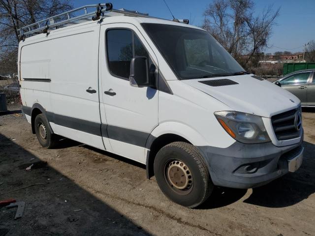 WD3PE7DC2E5899560 - 2014 MERCEDES-BENZ SPRINTER 2500 WHITE photo 4