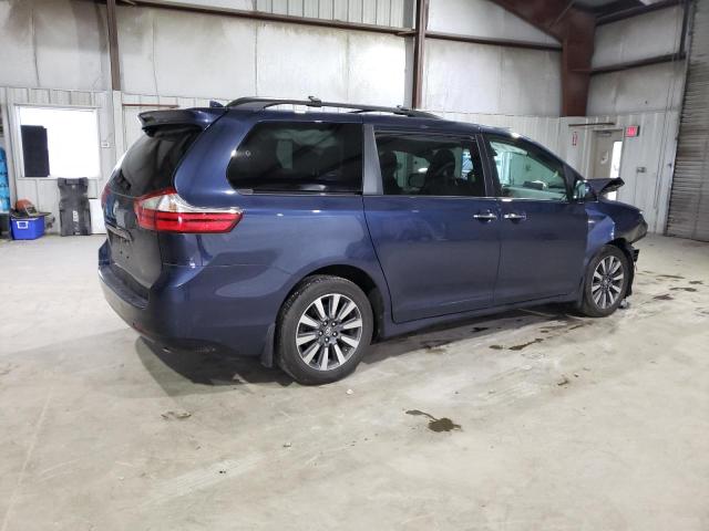 5TDDZ3DCXJS202095 - 2018 TOYOTA SIENNA XLE BLUE photo 3